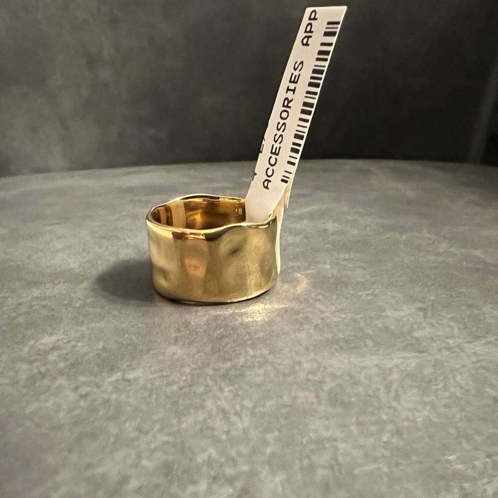 Monica Vinader Siren Muse Wide Ring in Gold sz 6 250$ - Picture 6 of 6